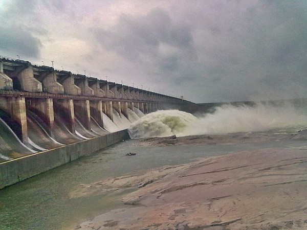 pochampad-dam