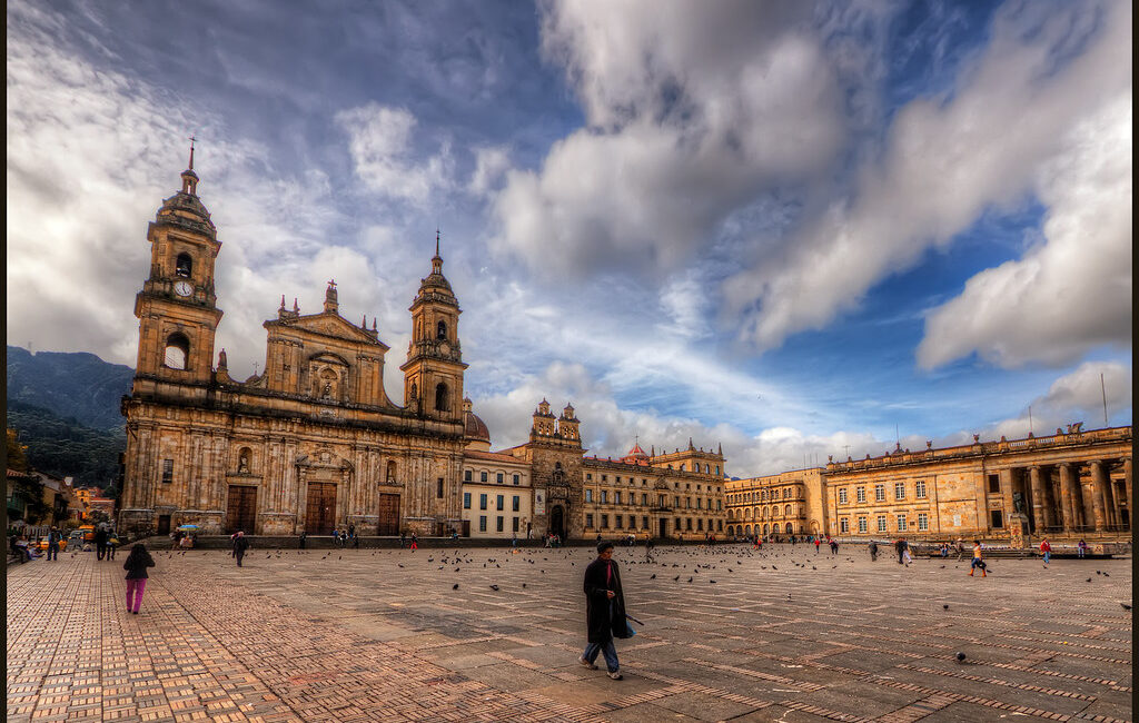 Colombia vs Panama – Which Country is Better for Travel?