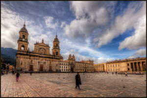 Colombia vs Panama – Which Country is Better for Travel?